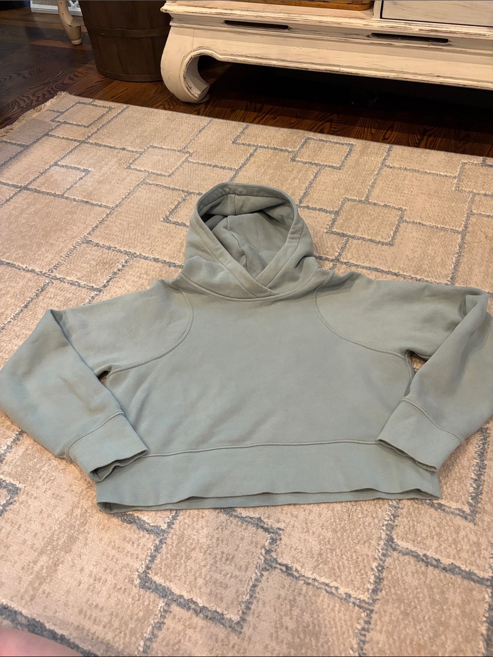 Lululemon Loungeful Cropped Hoodie